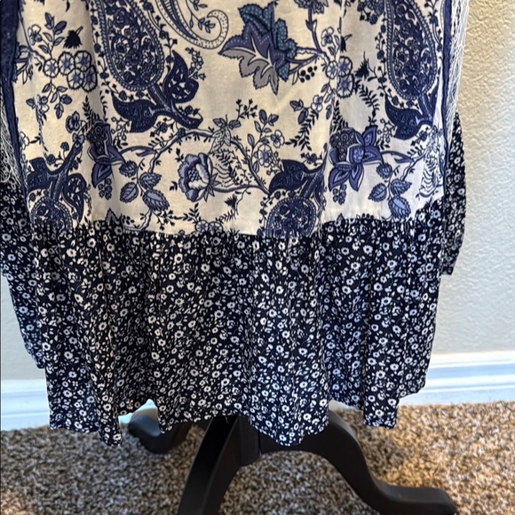 Umgee Elegant Blue and White Lace Dress - Picture 9 of 11